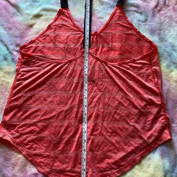NIKE “dry fit” tank - Picture 3 of 6